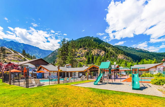 Icicle Village Winter Wonderland. Pool - Foto 25