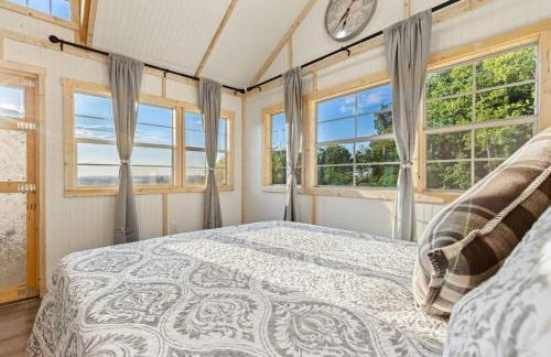 Chasing Views Tiny House - Photo 15