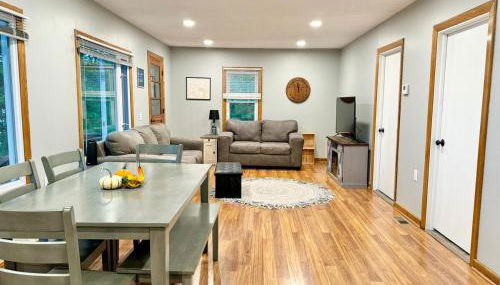 Cayuga lake cottage with private lake access - Foto 3