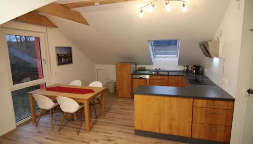 Gemütlich-moderne Ferienwohnung in ruhiger Lage - Foto 4