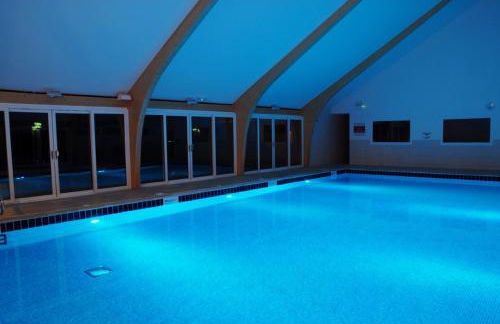 Retallack Resort 4 bedroom lodge - Hot Tub for hire on request -Pool & Spa - Foto 6