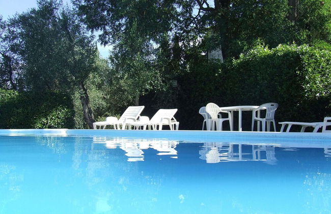 Vino, Views and Relaxing Stay - Photo 19