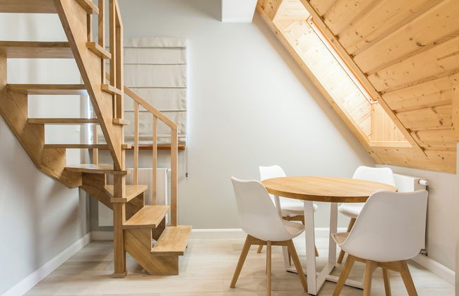 Royal Hill Residence - Photo 8