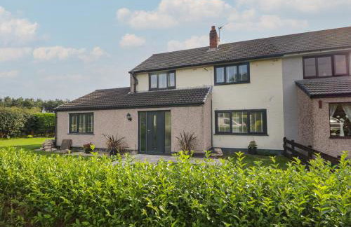 26 Hycemoor Way - Photo 1