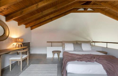 Lichnos Luxury Suites - Photo 20