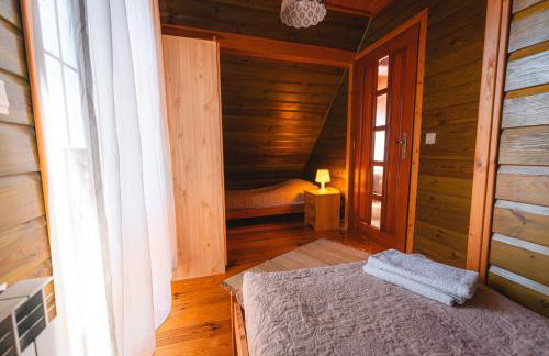 Bug Na Skarpie - Domek Wypoczynkowy z Jacuzzi i Kominkiem - Foto 15