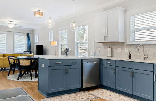 Family-Friendly 4BR with Fenced Yard & Parking - Foto 18