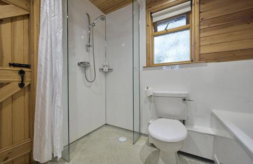 Chiffchaff Lodge with Hot tub - Foto 22