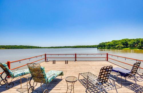 Views and Private Dock Lakefront Eustace House! - Foto 35
