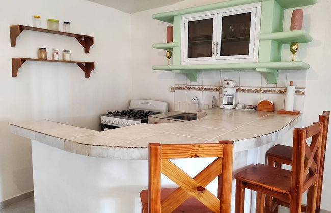 Bay View Apt Quiet Area Weekly - Monthly Discount - Photo 16