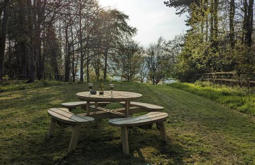 Hayloft studio in historic barn - Photo 15