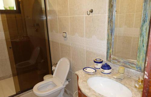 Casa com Piscina de Vidro e Sauna Integrada em Geribá com 5 quartos - Foto 68