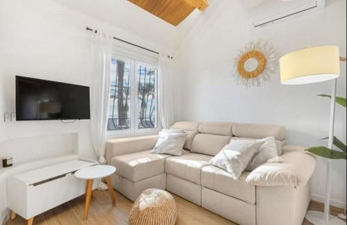 Luxury on the beachfront - Photo 10