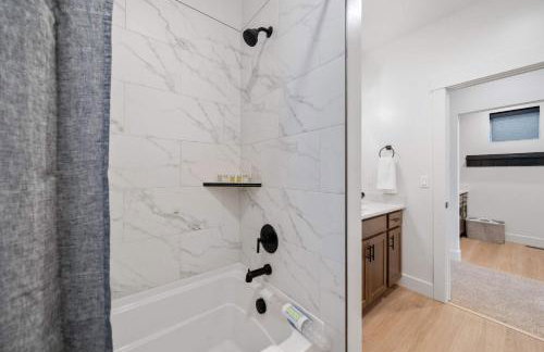 Modern Retreat for Groups with Majestic Views - Foto 58