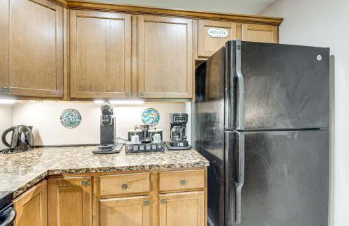 Morning Hikes and Beach Nights Canalfront Condo! - Foto 12