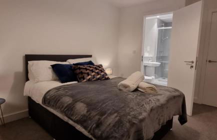 Balcony View Apt Free Parking Sleeps 5 - Foto 4