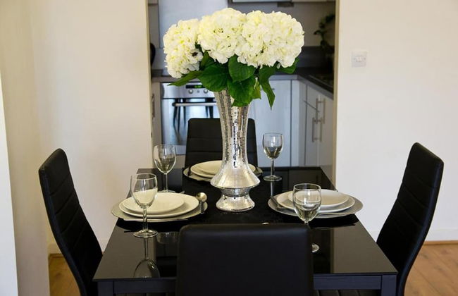 Impeccable 2-bed Apartment in Brentwood - Foto 4