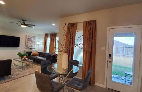 Katy Vibes With Jacuzzi, Elegant and Peaceful 3BR - Foto 24