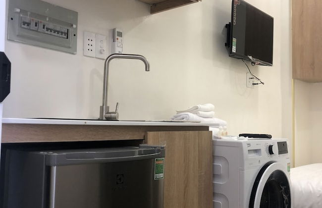 Supertramp's House - Photo 5