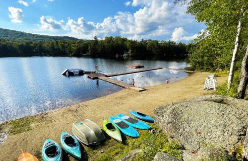 Spacious, Sunny Lake House! Close to ski trails. - Foto 34