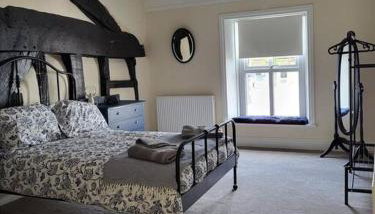 The Hideaway - Photo 4