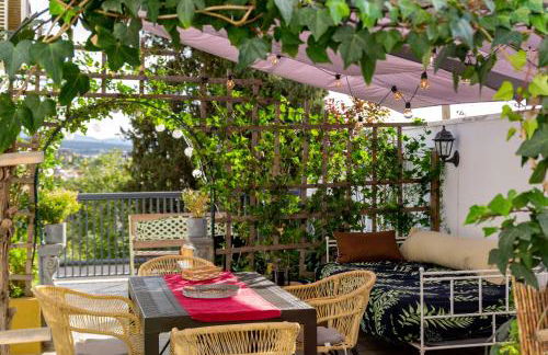 Apartamento amplio con gran terraza y vistas - Foto 1