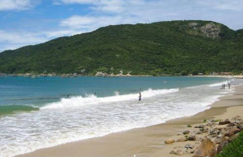 Aconchegante Perto da Praia - Foto 16