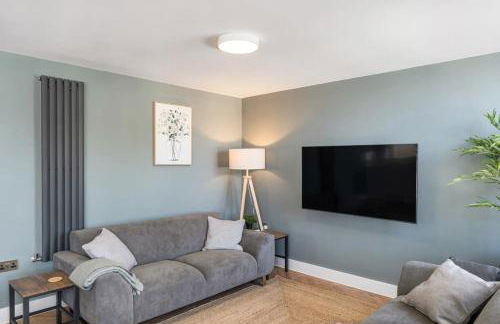 Stylish Apartment with Sea Views & Parking - Foto 7