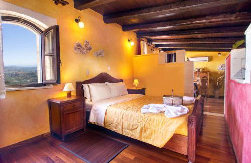 Samonas Traditional Villas - Photo 100