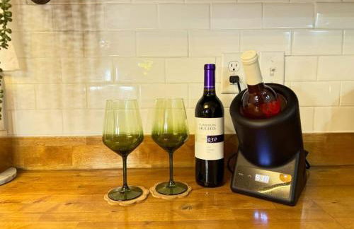 Vibing Hudson Retreat Pet-Friendly w Hot Tub - Foto 14