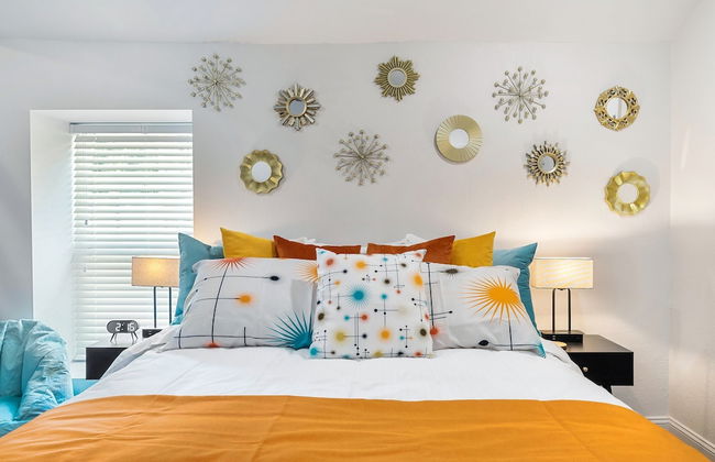 Luxury Lakehouse - Photo 4