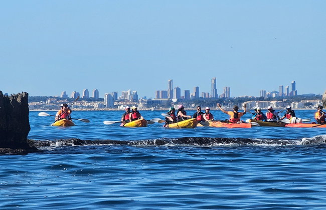 Kayak en Morro de Toix y Cova dels Coloms (Altea) - Foto 1