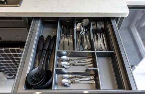 Modern home with driveway parking for 2 vehicles, near Tottenham Hotspur Stadium, White Hart Lane Train Station - Foto 21