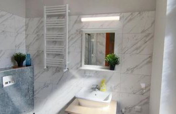 Apartament Centrum Kłodzko - Stara i Piękna Kamienica - ulica Okrzei, Spokój, Parking, 25m2 - Foto 8