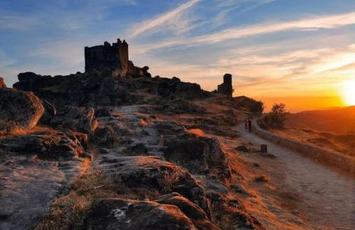 Holiday Home in Villamiel with Mountain Views - Foto 39