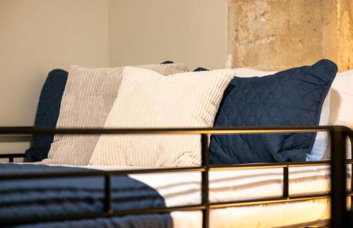 Chic Escape 710 2bd Sleeps 12 Free Parking - Foto 20