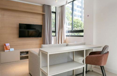 Xtay Soho Florianópolis - Spacious studio in a residential area, next to the Public Defender's Office and Trompowsky Corporate - Photo 25