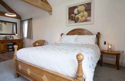 PEAK DISTRICT ROMANTIC Courtyard Loft, with Outdoor Japanese Whirlpool Bath - Foto 47