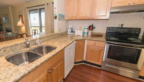 Harbor Island Beachside House - Photo 4