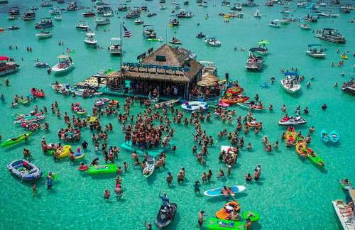 Breeze- New 2 blocks to beach - Sleeps 26 - Pool - Foto 35