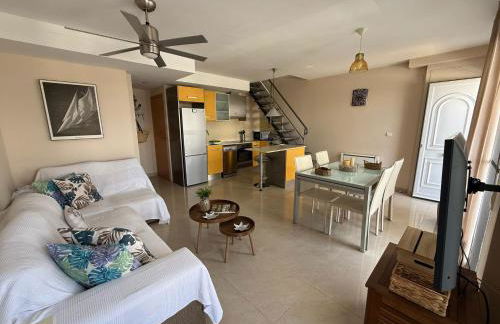 Adosado con piscina a 6 min del MET Oliva Nova y playa - Photo 1