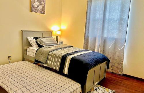 Quiet Cozy 2BR APT Black out Curtains - Foto 11