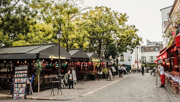 Vive como un local en París: recorridos a pie autoguiados con audio - Foto 3