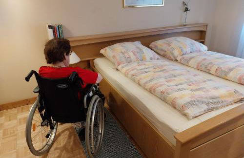 Top EG Rollstuhlwohnung 80qm zum Frühjahr- und Sommerpreis - Photo 7