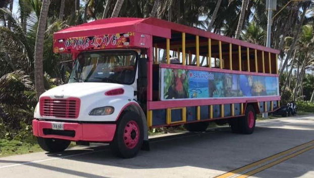 Tour en chiva rumbera por San Andrés