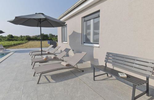 Villa in Kanfanar With Swimming Pool - Foto 48