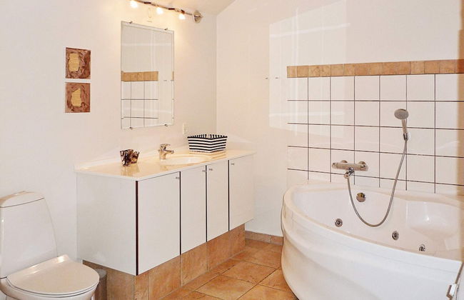 8 Person Holiday Home in Egernsund - Photo 4