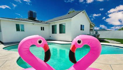 NEW PHX Pool Home With Deep End and Central Location - Foto 1