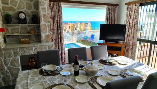 Evans Realty AL Villa & Piscina & Garaje & Playa - Photo 4