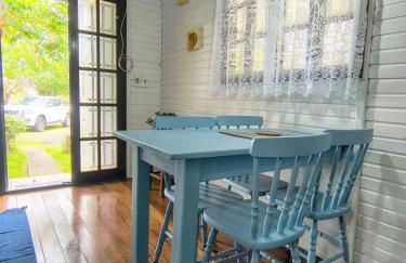 Chalé de 2 dormitórios com piscina e churrasqueira - Foto 3